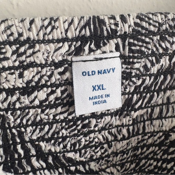 NWT Old Navy Black and White Palm Print Cami Jumpsuit Size XXL - Picture 10 of 12